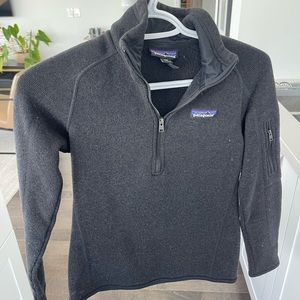 Patagonia black quarter zip sweater